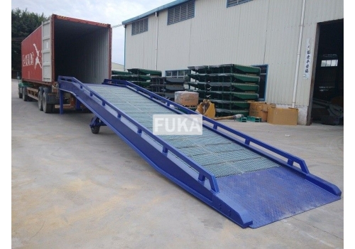 Moveable Hydraulic Dock Ramp